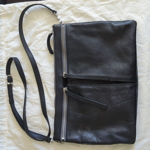 M. Hulot crossbody in black leather